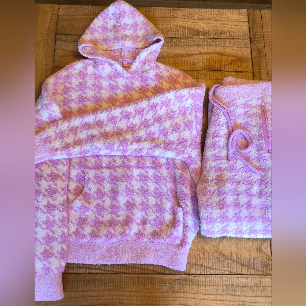 SKIMS Cozy Houndstooth Lounge Set